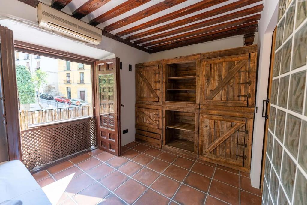 Encantador Apartamento En Calle Segovia Madrid Esterno foto